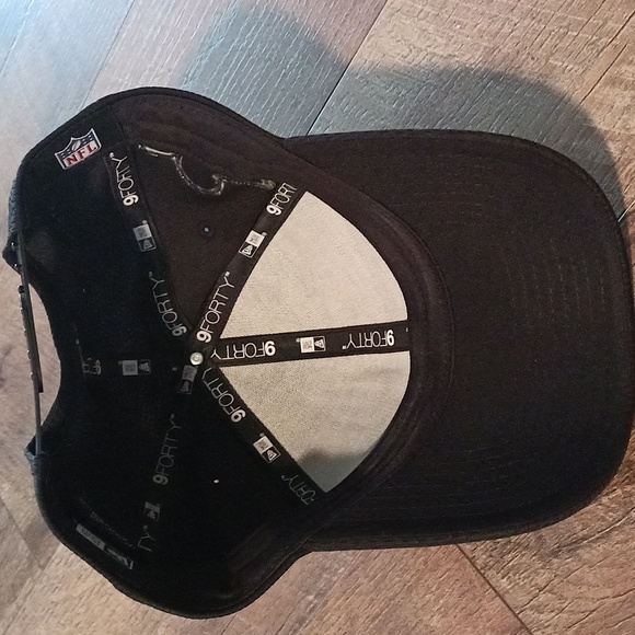 Buc's super bowl champions hat NWT NFL🖤 - Picture 6 of 8